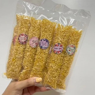 ถั่วซีก ถั่วเหลือง ถั่วทอง ทอดกรอบโรยเกลือ แพ็ค10ซอง(25กรัม)หอมกรอบมันเค็มนิดๆ กินเล่นเพลินๆ