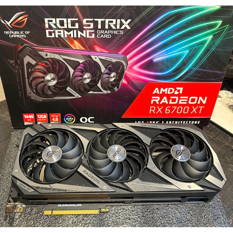 RX6700XT ROG Strix gaming 12GB