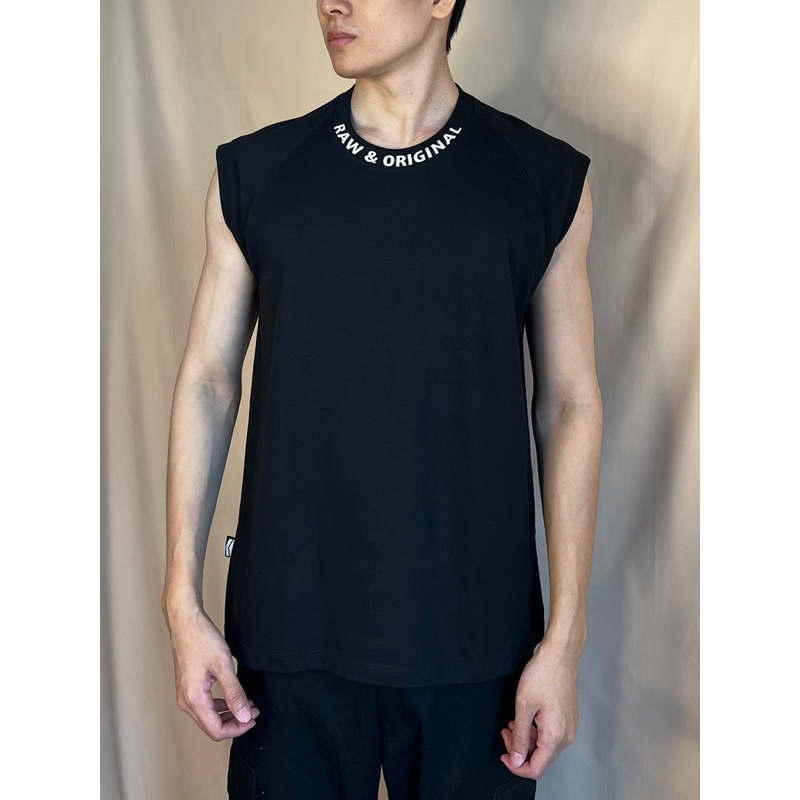 เสื้อแขนกุดผู้ชาย เสื้อออกกำลังกายผู้ชาย เสื้อคอตตอนคอสกรีน raw&original