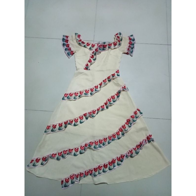 ป้าย Jariya เดรสยาว ไซร์s