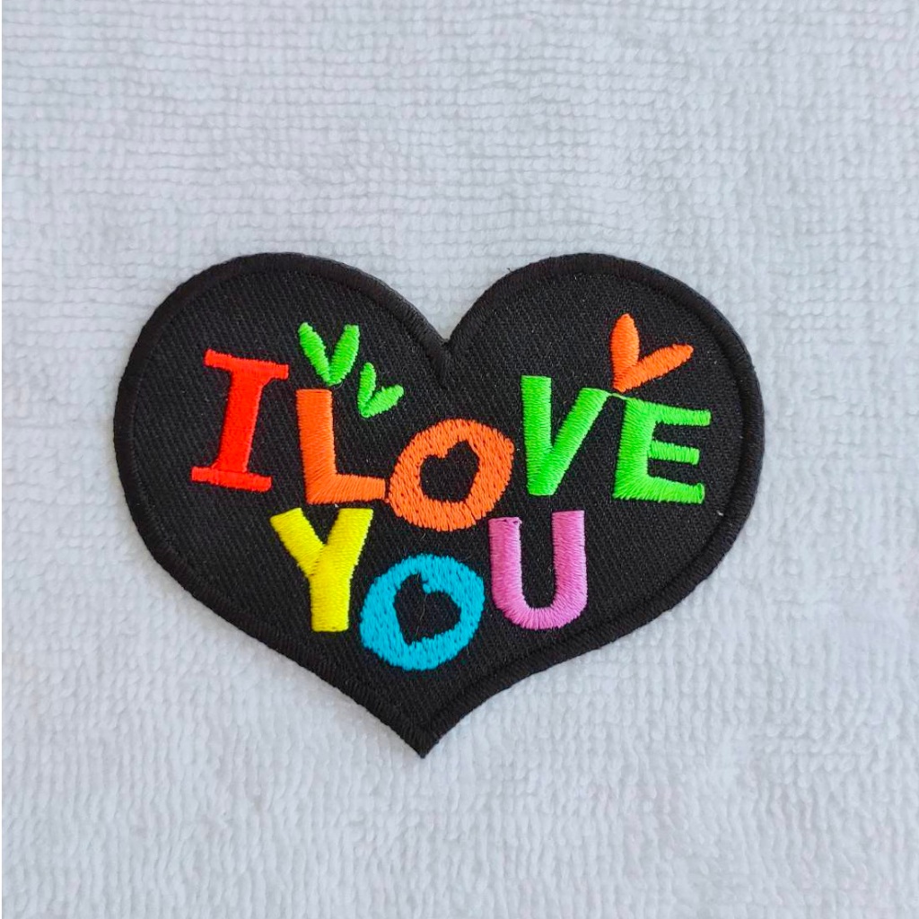 อาร์ม ตัวรีด ตัวรีดติดเสื้อ อาร์มติดเสื้อ สติ๊กเกอร์ I Love You Heart Patch สายรุ้ง แฟนซี หัวใจ หัวใจหลากสี Sticker
