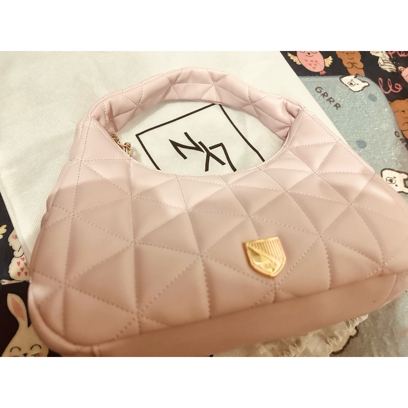 กระเป๋า Lyn สไตล์กระเป๋า Verbana Handbag S