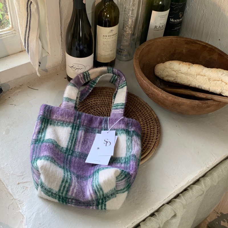 SOMEDRESS | Pop Tart Bag | กระเป๋าผ้าวูลสังเคราะห์