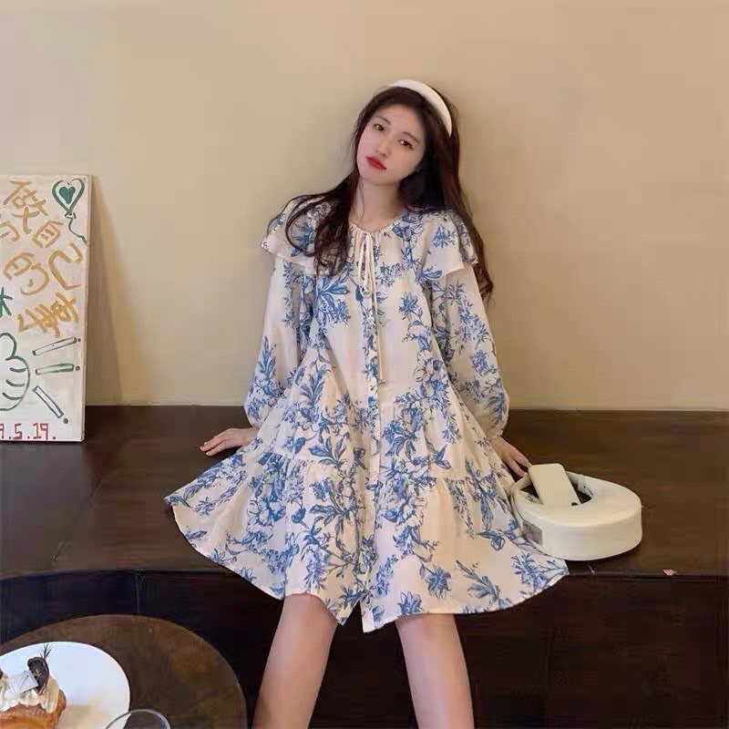 sirin studio เดรสลายดอกไม้ฟ้าขาวA36