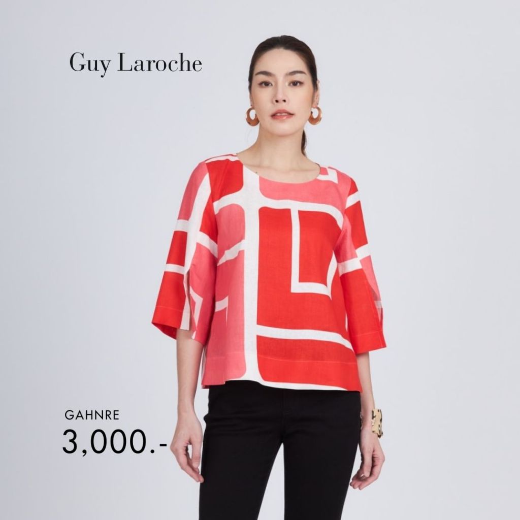 Guy Laroche เสื้อลายดอกผู้หญิง สงกรานต์ Light linen Red logo คอกลม แขนสามส่วน สีแดง (GAHNRE)