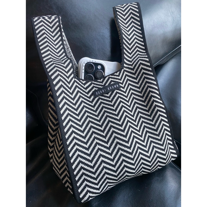 Bobbi brown knit bag กระเป๋าผ้าไหมพรม