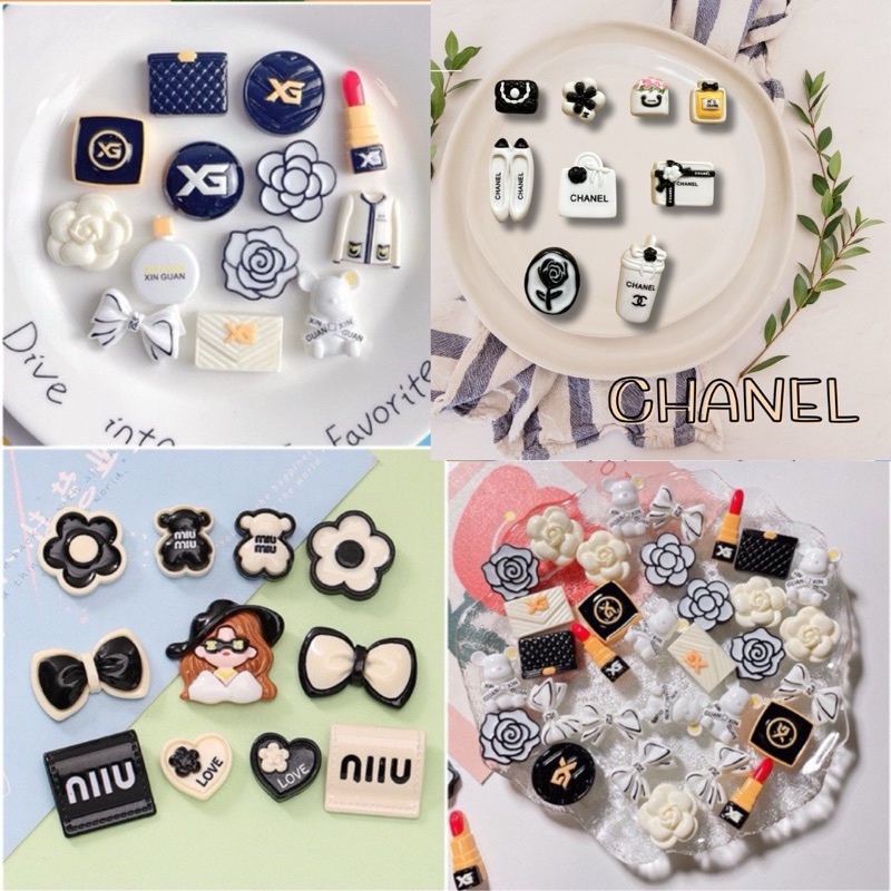 พร้อมส่ง 029 เรซิ่น แฟชั่น เสื้อผ้า การ์ตูนเคลือบเงา ตกแต่ง diy ติดหลังโทรศัพท์ เคสมือถือ กิ๊บติดผม กรอบรูปงานDIY