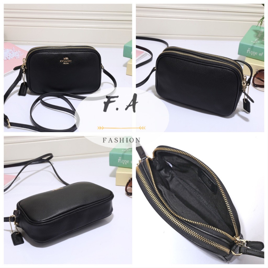 F.A ว่าแท้100% coach แท้ ใหม่กระเป๋ากล้องผู้หญิงกระเป๋าสะพายข้าง/ช่องคู่ความจุขนาดใหญ่ 65988