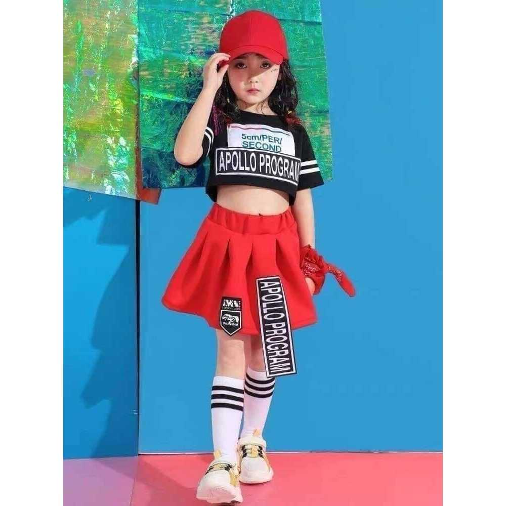 ชุดเซตเสื้อครอปเอวลอย APollo กระโปรงป้ายห้อยเข้าชุด ผ้าดี นิ่ม