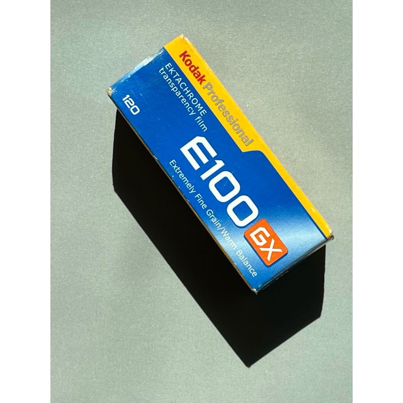 ฟิล์มโกดัก KODAK ขนาด120 E100GX Ektachrome ของใหม่ไม่เคยใช้ New Old Stock หมดอายุปี 2007