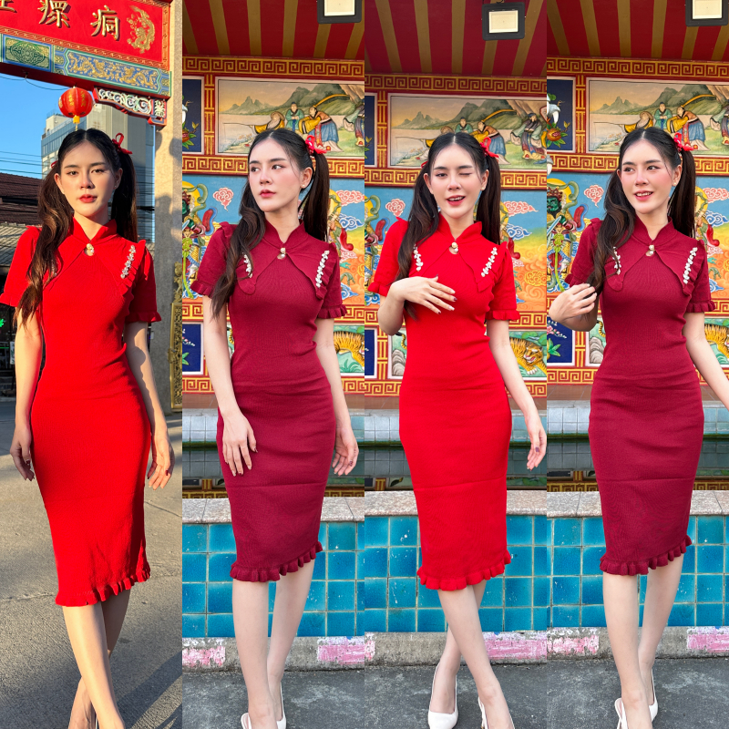 SpinnyHouse แม๊กซี่เดรสตรุษจีน ผ้าไหมพรมยืดเยอะ   ทรงนี้คือต้องมี ใส่แล้วพรางหุ่นสุดๆ  รุ่น ตรุษจีนคอระบาย