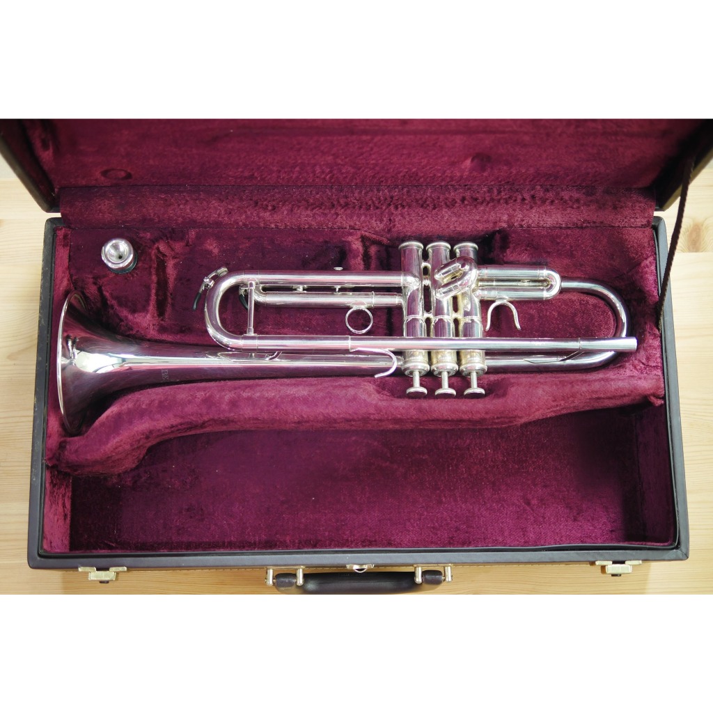 Besson(USA) Bb Trumpet ทรัมเป็ตเบสสัน รุ่น BE 712-2-0 มือสอง