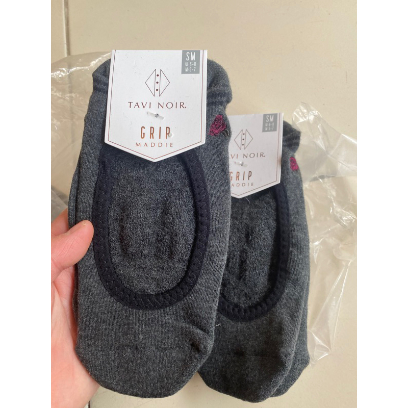 tavi noir grip sock S 36-38.5 have rose embroidery