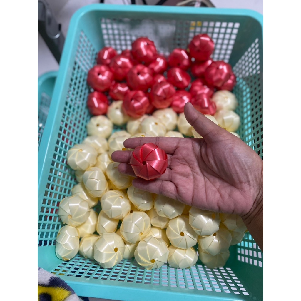 ตัวเปล่าริบบิ้นลูกส้มสำหรับใส่เหรียญโปรยทาน สินค้าพร้อมส่งค่ะ (แบบลูกเปล่า) เลือกสีได้