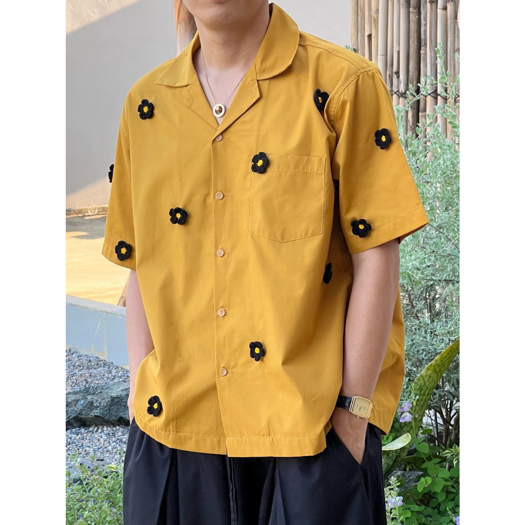 เสื้อฮาวาย (สีเหลืองมัสตาร์ด) ปักดอกเดซี่ถักไหมพรม (Handmade)