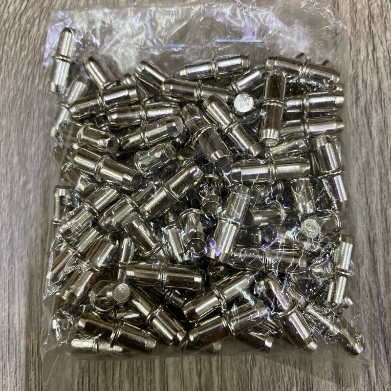 ปุ่มปรับเกล็ด รับชั้น ss-30 (ถุง 100 ตัว)