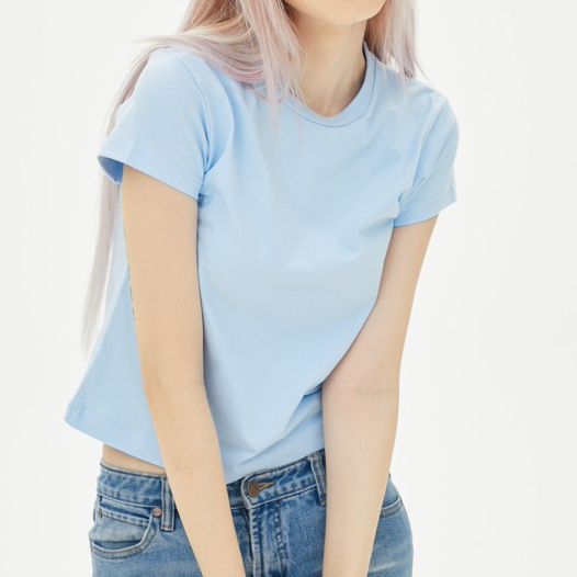 เสื้อยืด Y2K รุ่นbaby tee คอกลม crop top 100%cotton สีฟ้าอ่อน – โปรปัง