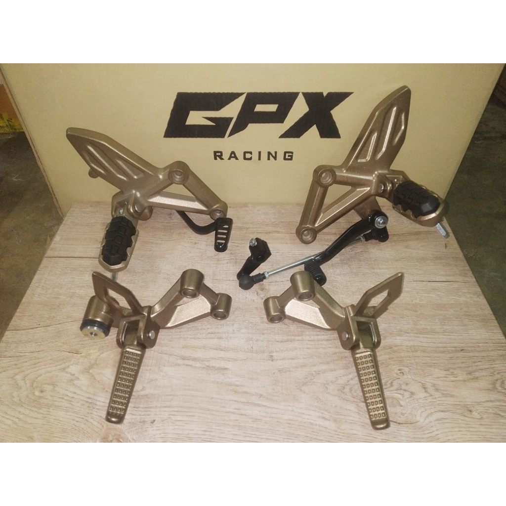 ชุดพักเท้า สีทอง GPX Demon GR 200 R สินค้าใหม่ ของแท้ศูนย์ครับ