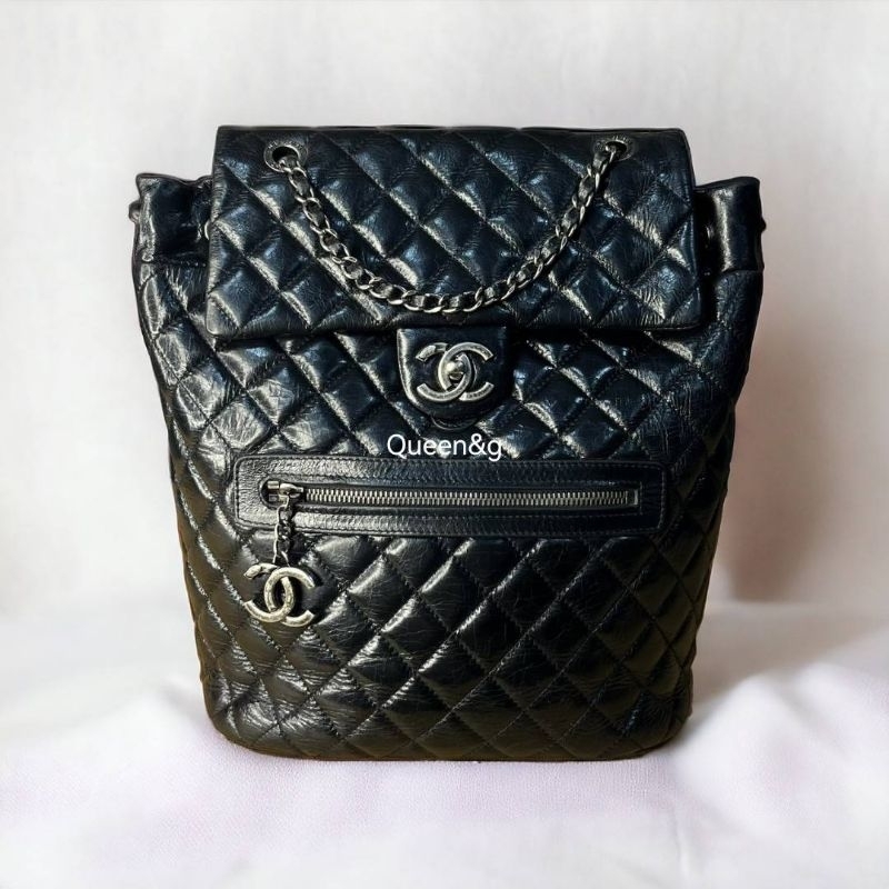 Chanel limited vintage backpack เป้ น่ารักมากๆ หนังแท้ สะพายข้าง กระเป๋าแบรนด์เนม ลุ้นตู้ญี่ปุ่น มือสอง