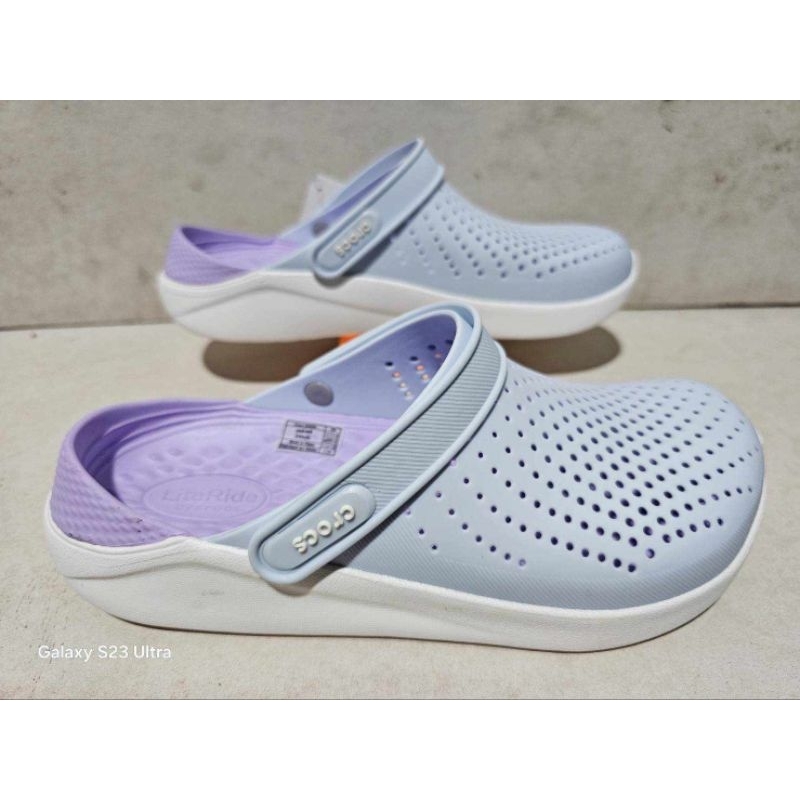 Crocs Lite Ride Clog รองเท้าแตะ แบบลำลอง มาใหม่สุดฮิต ใส่ได้ทุกเพศ มีส่วนลดราคา