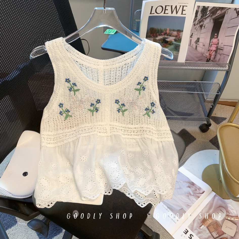 Goodly Shop (D4) เสื้อถักลายดอกไม้ แขนกุด แต่งระบายชาย สไตล์โบฮีเมียน น่ารักสุดๆ ลุคคุณหนู หวานละมุน เสื้อถัก ไปทะเล