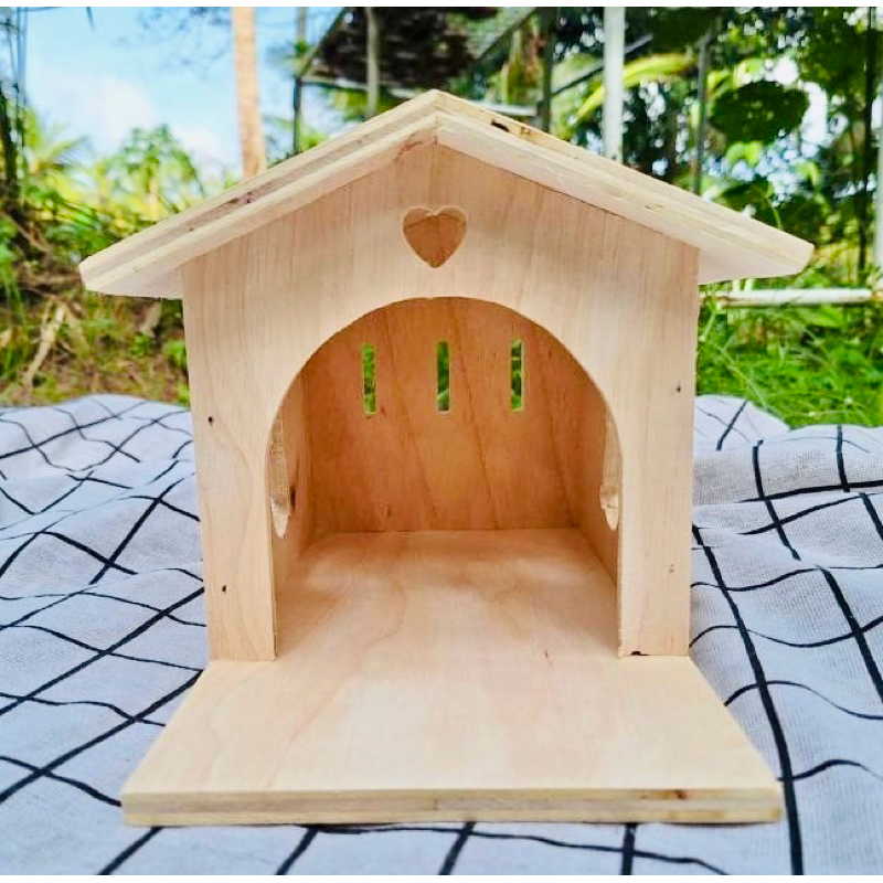 (ไซร์M) บ้านนก ขุนทอง นกแก้ว ชูการ์ กระรอก รังนอน บ้านไม้สัตว์เลี้ยง น่ารักๆ  แขวนกรงได้ มีตะขอเกี่ยวกรง