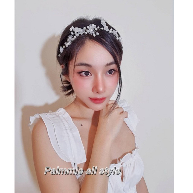 เครื่องประดับผมเจ้าสาว ดีเทลเป็นดอกไม้ประดับมุกสีขาว เป็นพุ่ม น่ารักมาก แนะนำเลยค้า