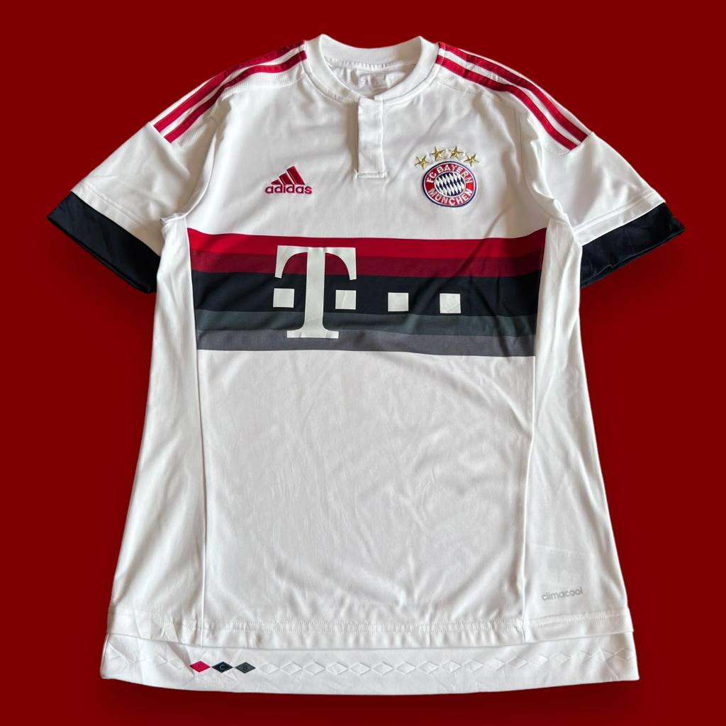 **เสื้อบอลแท้** ADIDAS - BAYERN MUNICH (Away) 2015-16 📌มือสอง