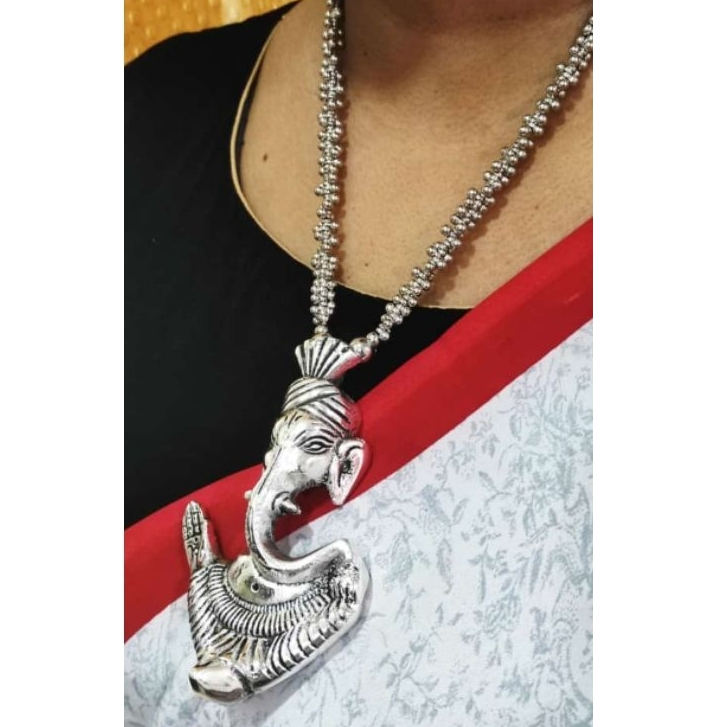 แฟชั่นออกซิไดซ์ Divine Lord Ganesha/Vinayak/Ganpati สร้อยคอFashion Oxidized Divine Lord Ganesha/Vina
