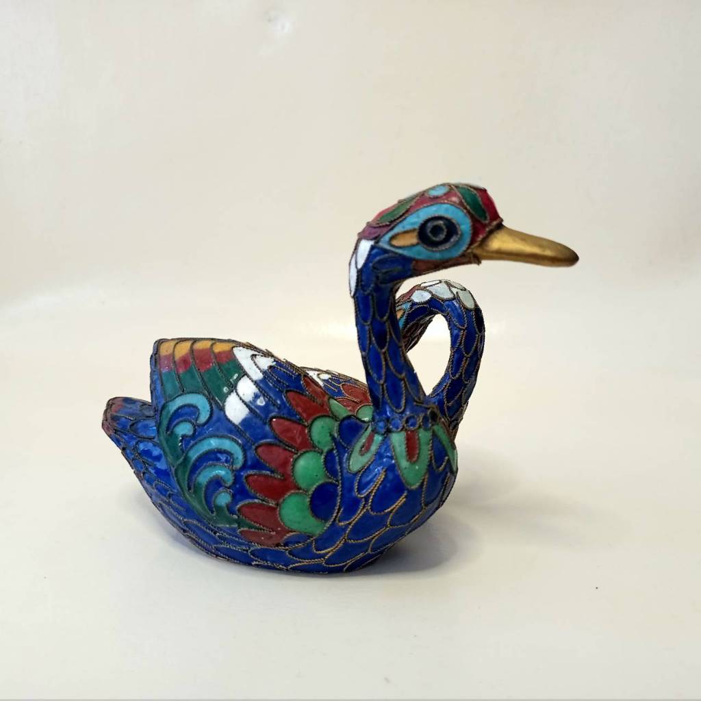 5.1" Old China Cloisonne Enamel Bronze Gild Animal Mandarin Duck Duck Statue สวยแปลก