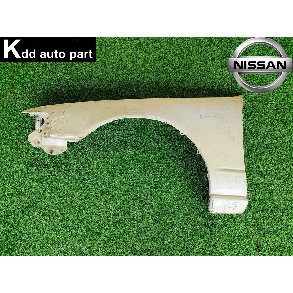 แก้ม บังโคลนหน้า Nissan Cefiro A31