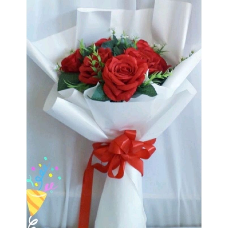 ช่อดอกกุหลาบแดง 12 ดอกใหญ่ หน้าดอก10 ซม งานปัจฉิม วันเกิด bouquet ของขวัญ