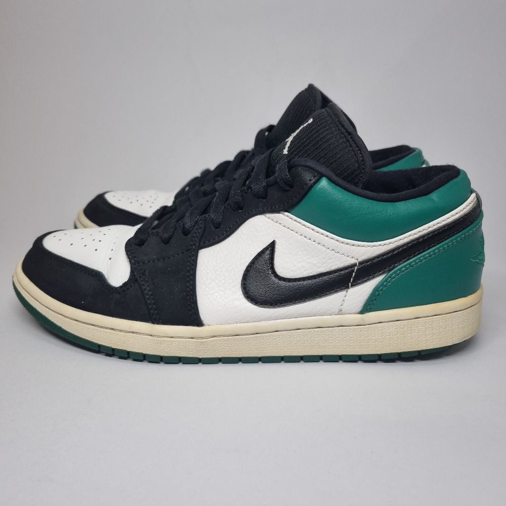 Jordan 1 Low White Black Mystic Green มือ2 สภาพดี แท้ 100%