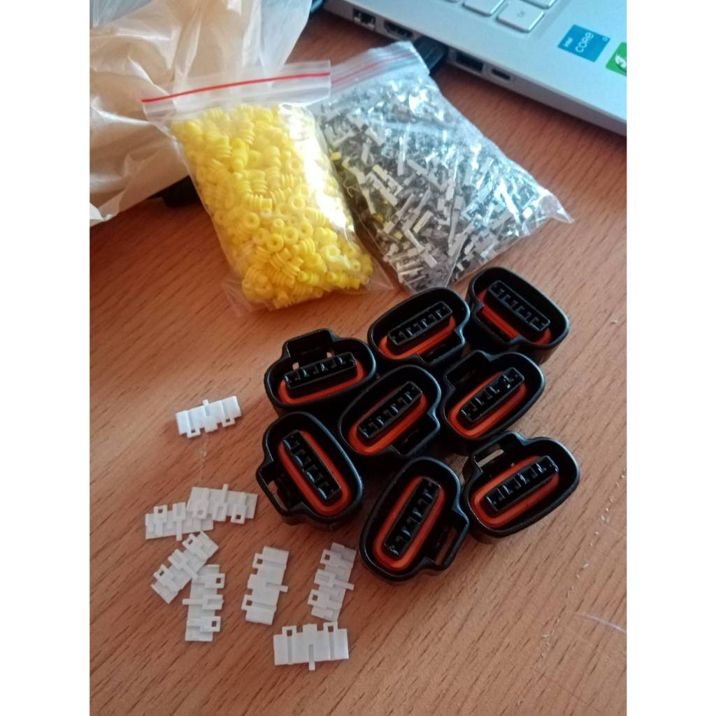 ปลั๊ก​คอยล์​ uz Toyota   8ตัว 1uz2uz3uz