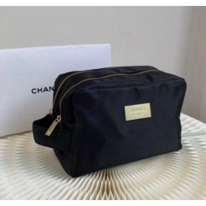 CHANEL Beauty Black Cosmetic Makeup Bag Vanity Clutch New VIP Gift