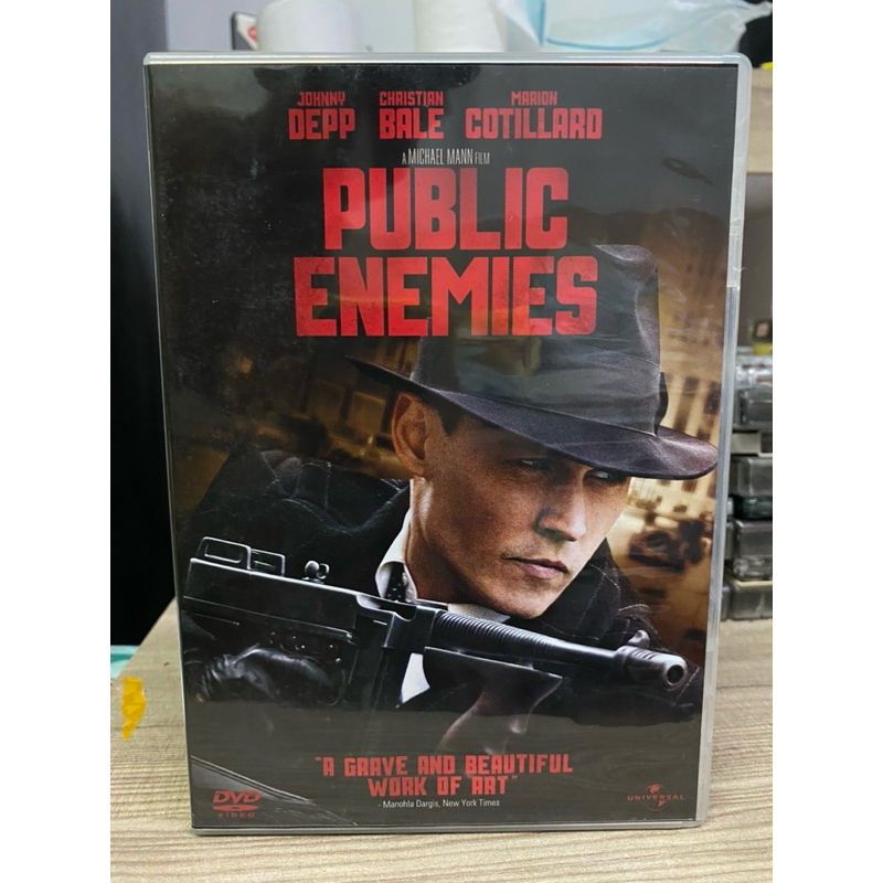 DVD : PUBLIC ENEMIES.