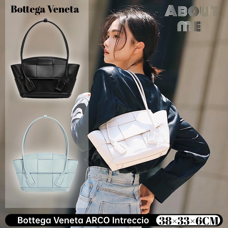 บอตเตก้า เวเนต้า ✨Bottega Veneta ARCO Intreccio BAG ✨กระเป๋าสานแบบมีฝาปิดหนังวัวกระเป๋าสะพายไหล่