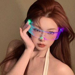 แว่นตากันน้ำแว่นตาใสมีไฟกระพริบแว่นตาใส่เล่นน้ำเก๋ๆสินค้าพร้…