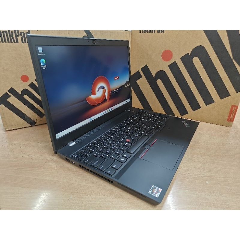 Thinkpad P15v Gen 3 Workstation - AMD Ryzen 7 PRO 6850H + GPU: Nvidia Quadro T600 (4GB)