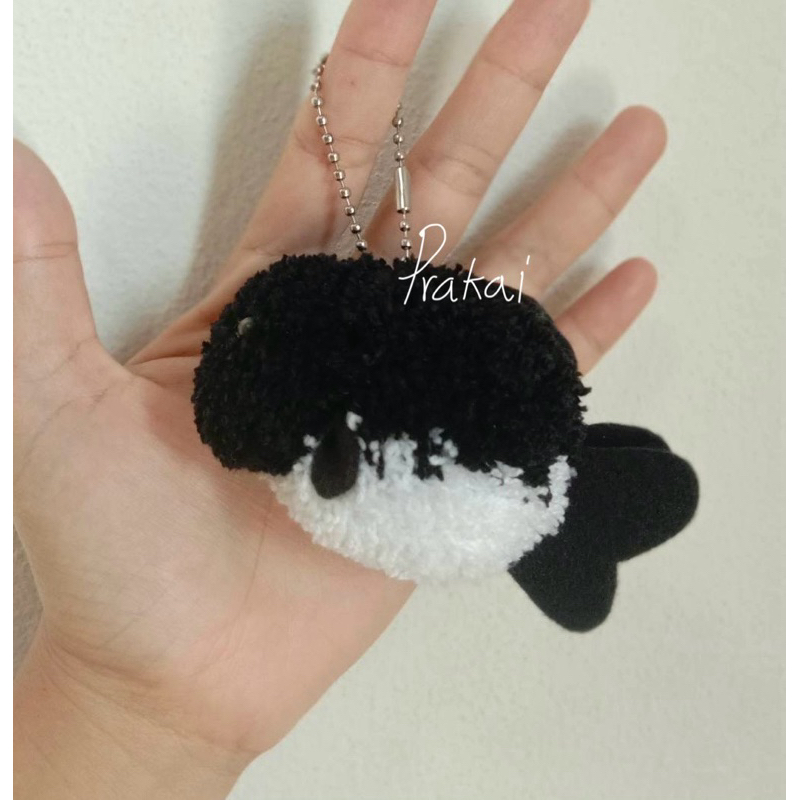 [พร้อมส่ง]พวงกุญแจปลา สีดำขาว/ลายสามสี/ดำล้วน