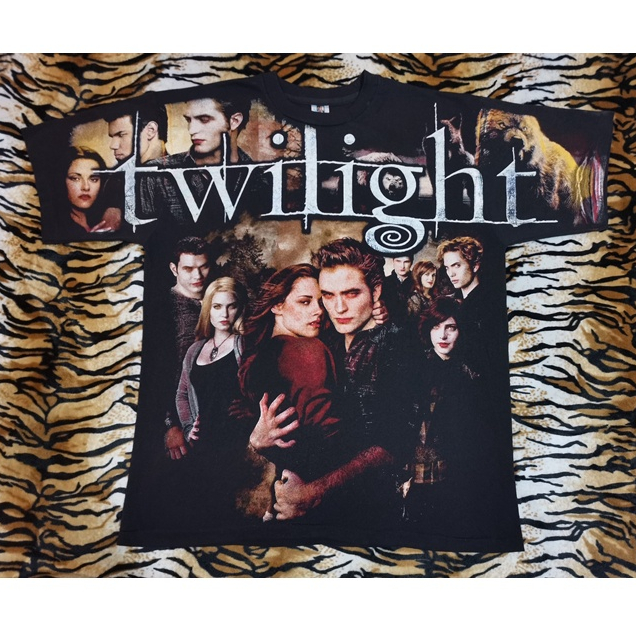 เสื้อ Vampire Twilight MOVIE OVP OVERPRINT BOOTLEG ลายหนัง ลายภาพยนตร์ แวมไพร์ จัดไป ใส่ก็เท่ สะสม ก