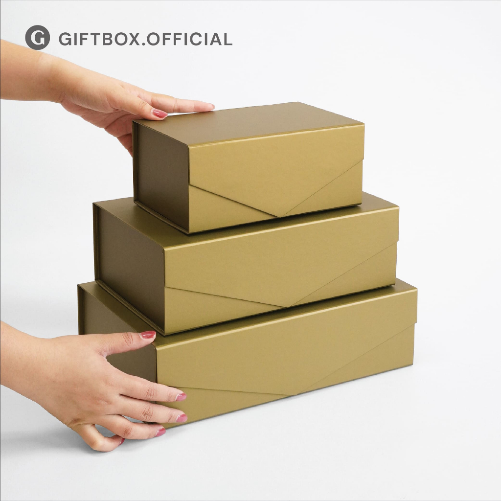 Gift box - Magnetic foldable box -  Gold ปากแหลม กล่องพับได้ กล่องแม่เหล็ก กล่องของขวัญ (03S243,03M2