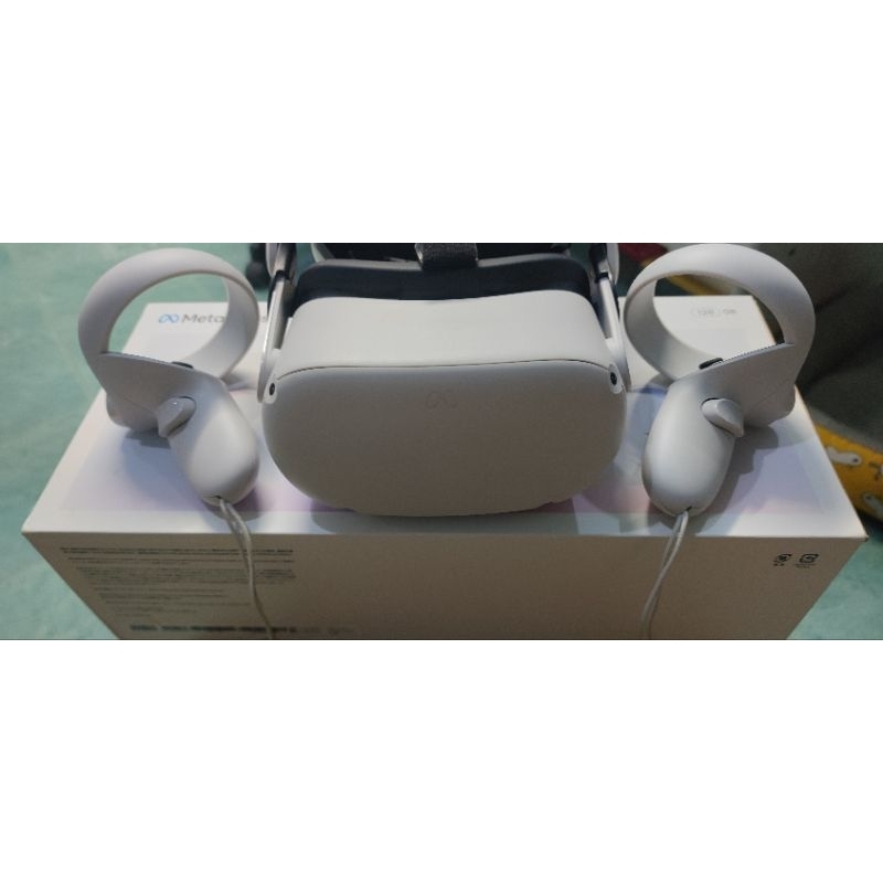 Oculus Quest 2 128 GB [แถม BOBOVR M2 PLUS]