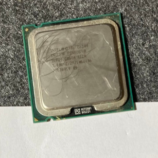 [มือสอง] CPU Intel Pentium E6300 [no box]