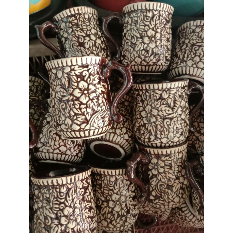 แก้วกาแฟลายดอกนูน ส่งจากไทย