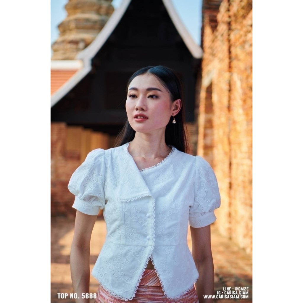 Carisa เสื้อผ้า cotton ปักฉลุ เนื้อโปร่งโล่งสบาย ระบายอากาศได้ดี เหมาะกับอากาศประเทศไทยค่ะ [5688]