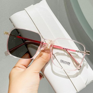 แว่นสายตายาวปรับแสง รุ่น Auto55 Photochromic.bluefilter เลนส…