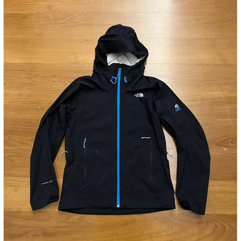 The North Face Summit Series Hyvent 2.5L Jacket แท้💯% มือสอง