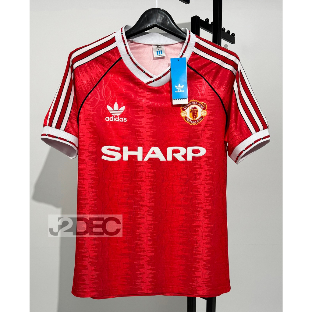 Retro เสื้อฟุตบอลย้อนยุค แมนยู Home 1990 อัดชื่อนักเตะ BECKHAM#7,SCHOLES#18 ,KEANE#16 ,CANTONA#7