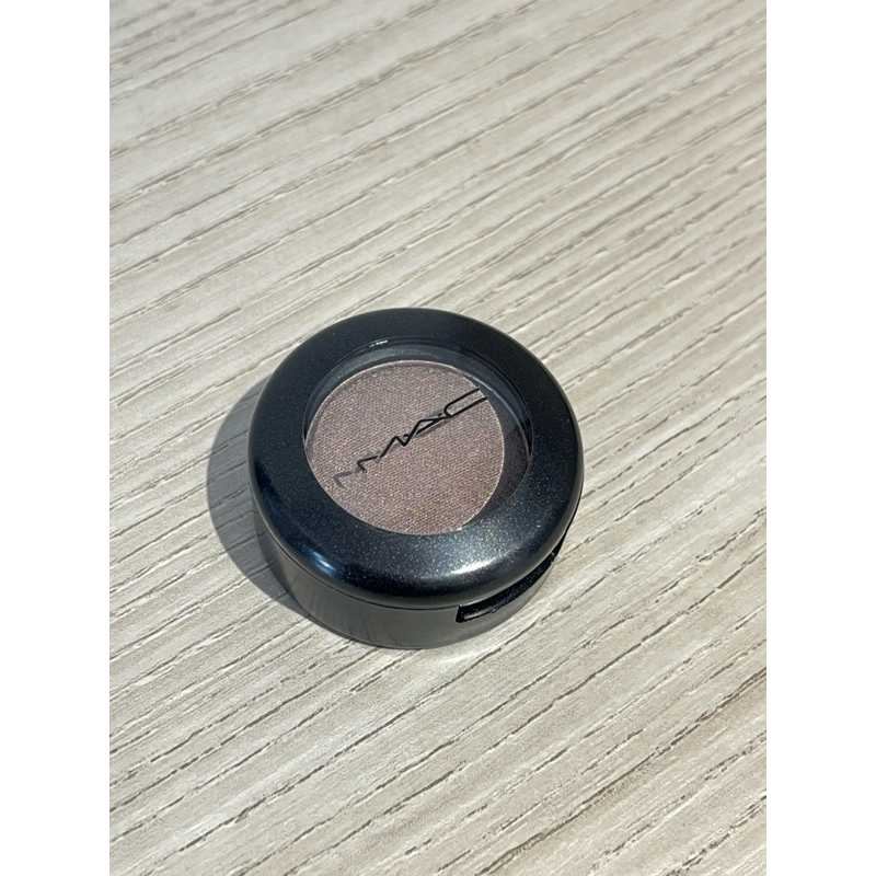 อายแชร์โดว์ พิกเม้นท์แน่น เกลี่ยง่าย 💕MAC Eye Shadow - Satin Taupe Frost Eye Shadow 1.5g